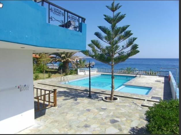 Cypriana Apartments Makrýgialos エクステリア 写真